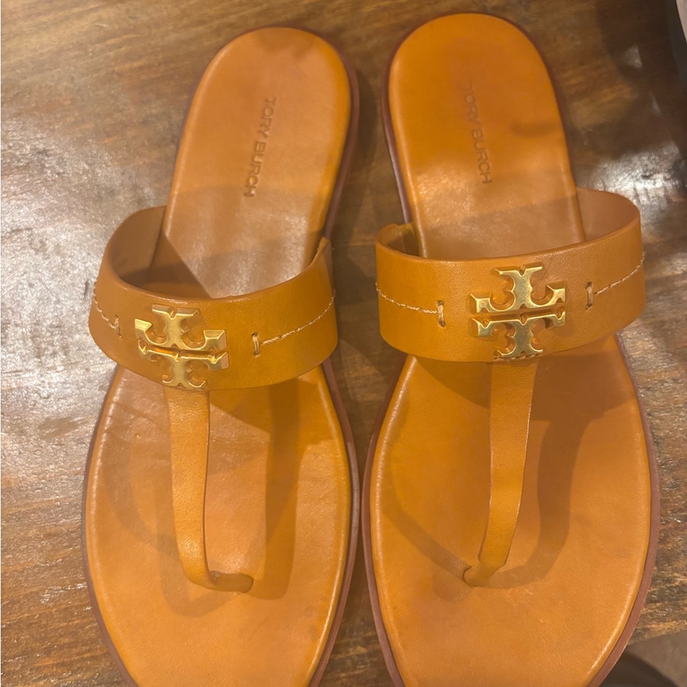 Tory Burch Tan Leather Sandals with Gold Logo